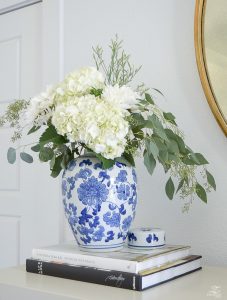 4 Simple Ways to Style Fall Flowers - ZDesign At Home