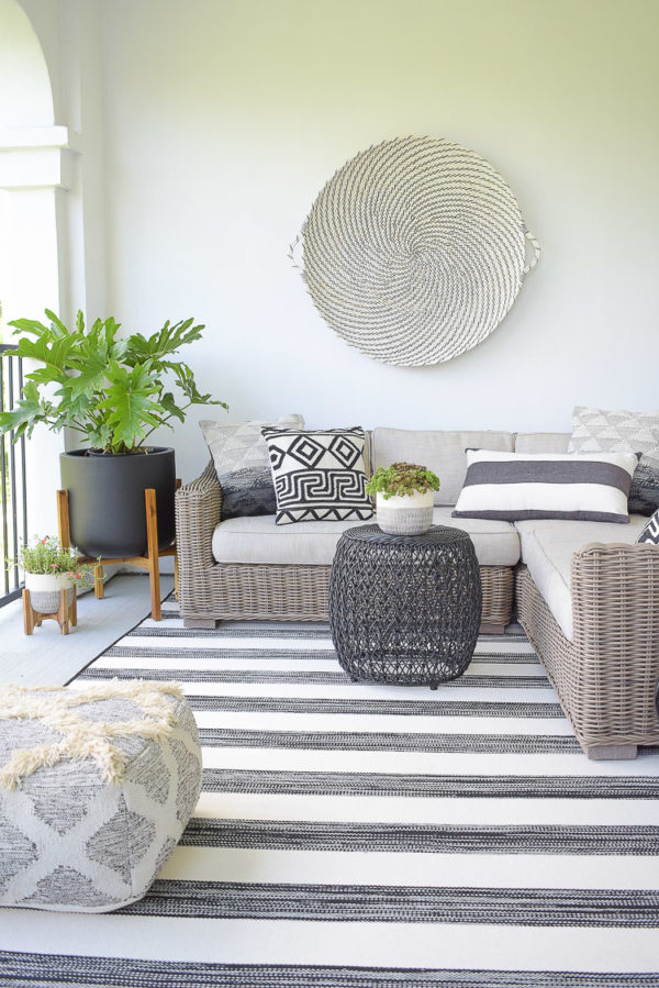 6 Tips For Creating A Relaxing Outdoor Space This Summer + A Patio Tour ...