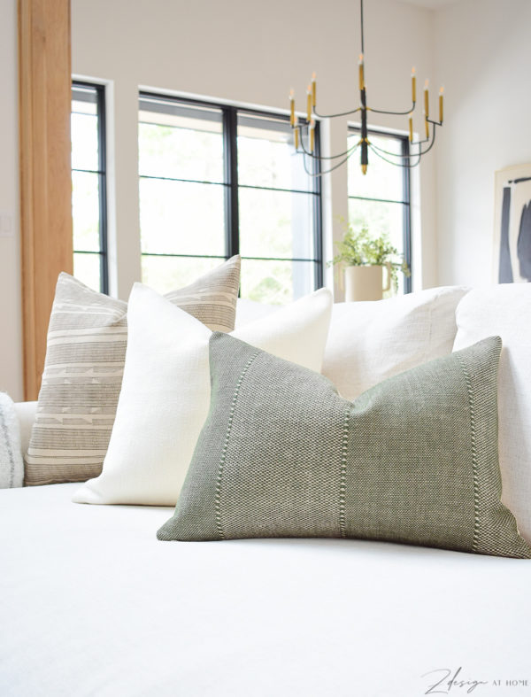 How To Style Your Sofa Pillows, Favorite New Inserts & A Review of The ...